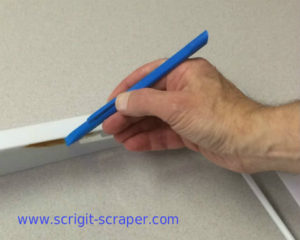 Scrigit cleaning shelf seam